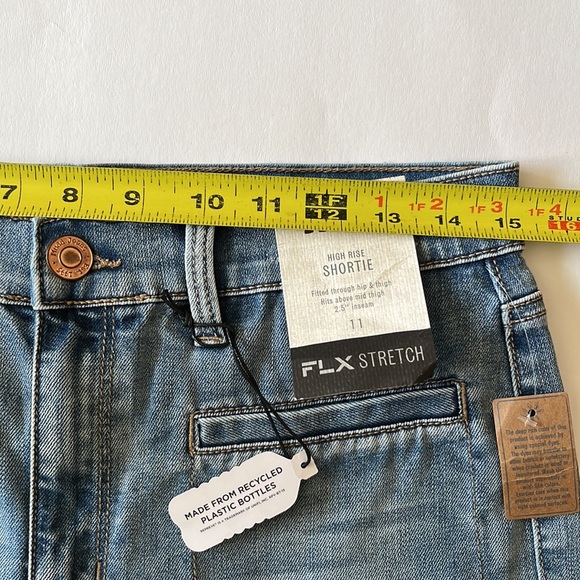 Mudd High Rise Shortie Jean Shorts - Picture 8 of 10